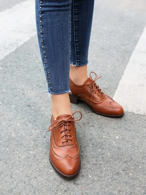 100FIXEO Women Wingtip Lace Up Vintage Oxford Shoes Brogues