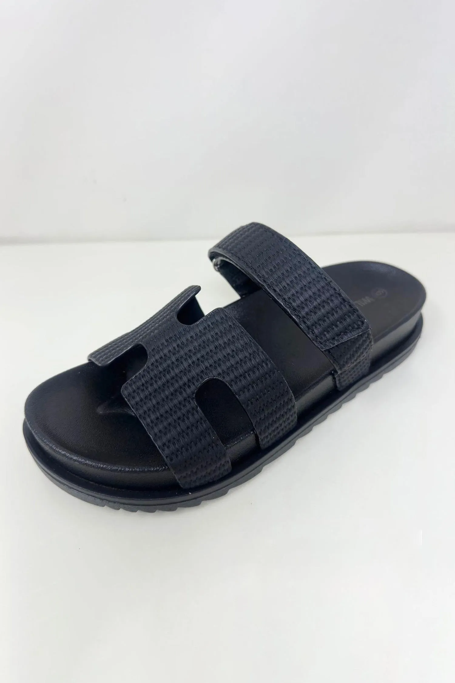 AILEEN-10B Black Raffia