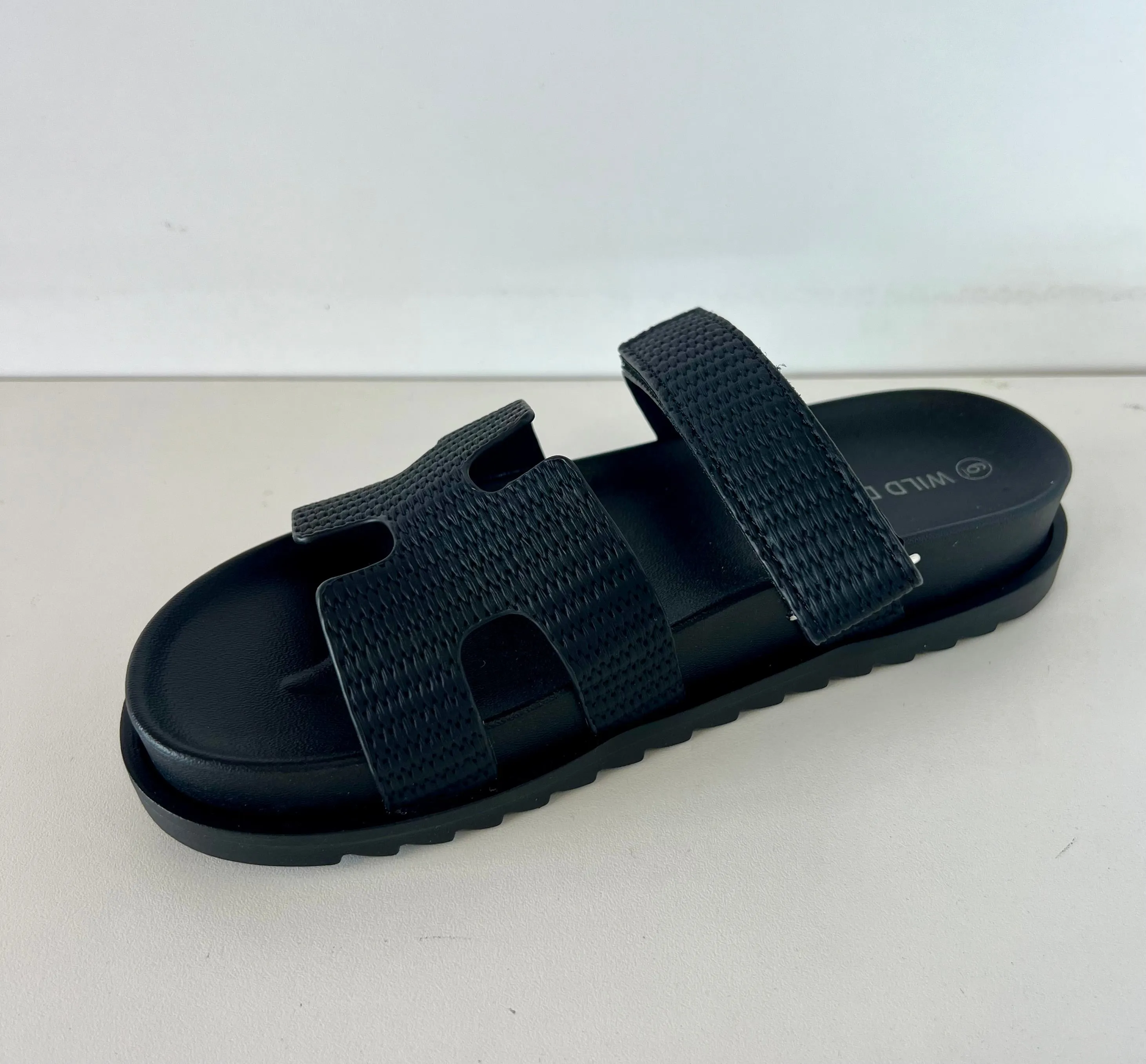 AILEEN-10B Black Raffia