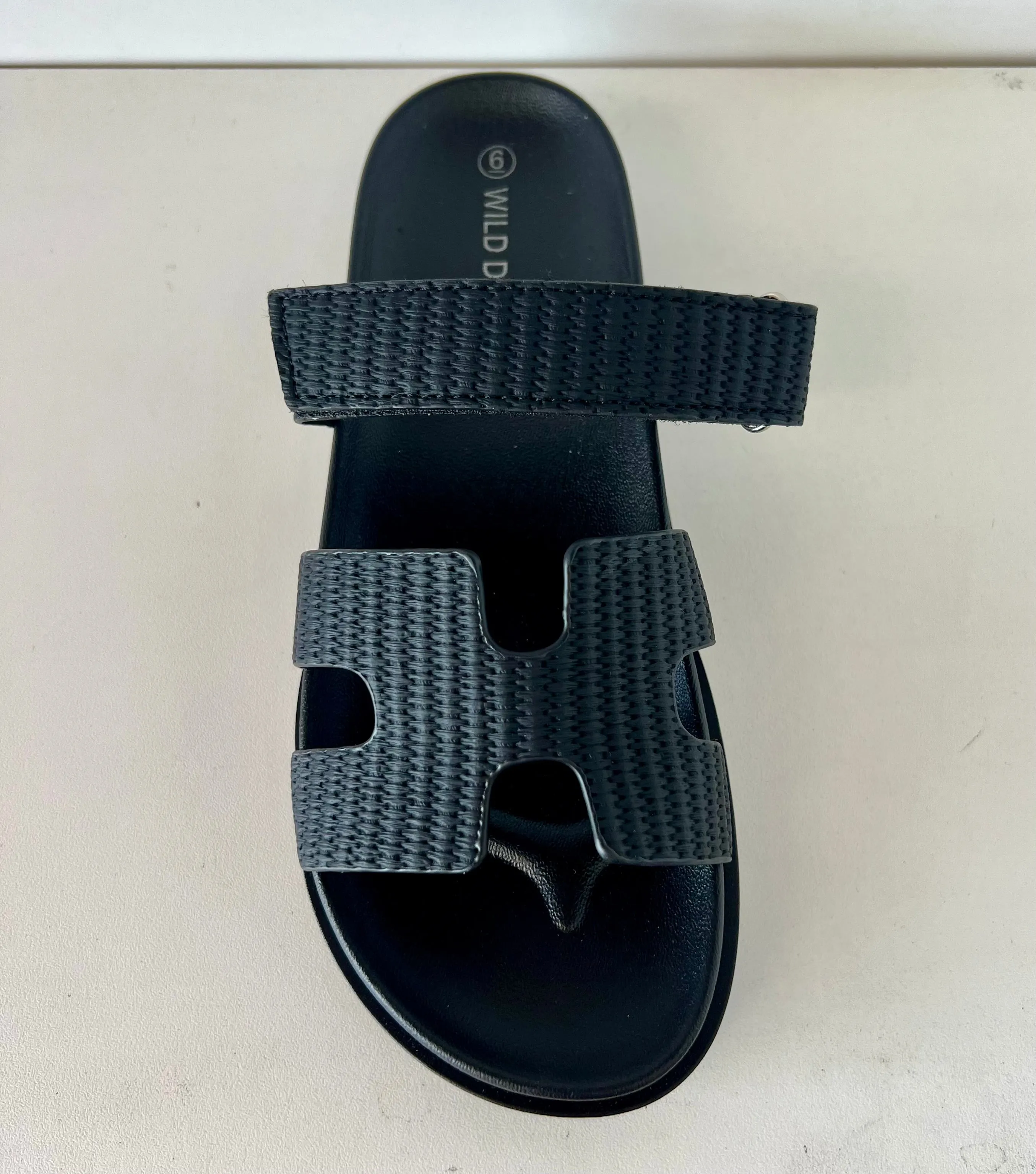 AILEEN-10B Black Raffia