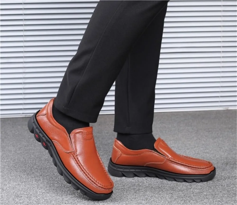 Comfortable Lightweight Outdoor Slip-ons Loafers for Men Stitching Details Breathable Genuine Leather Flat Heel
