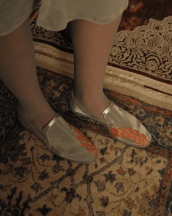 DAMA SILVER LOAFER