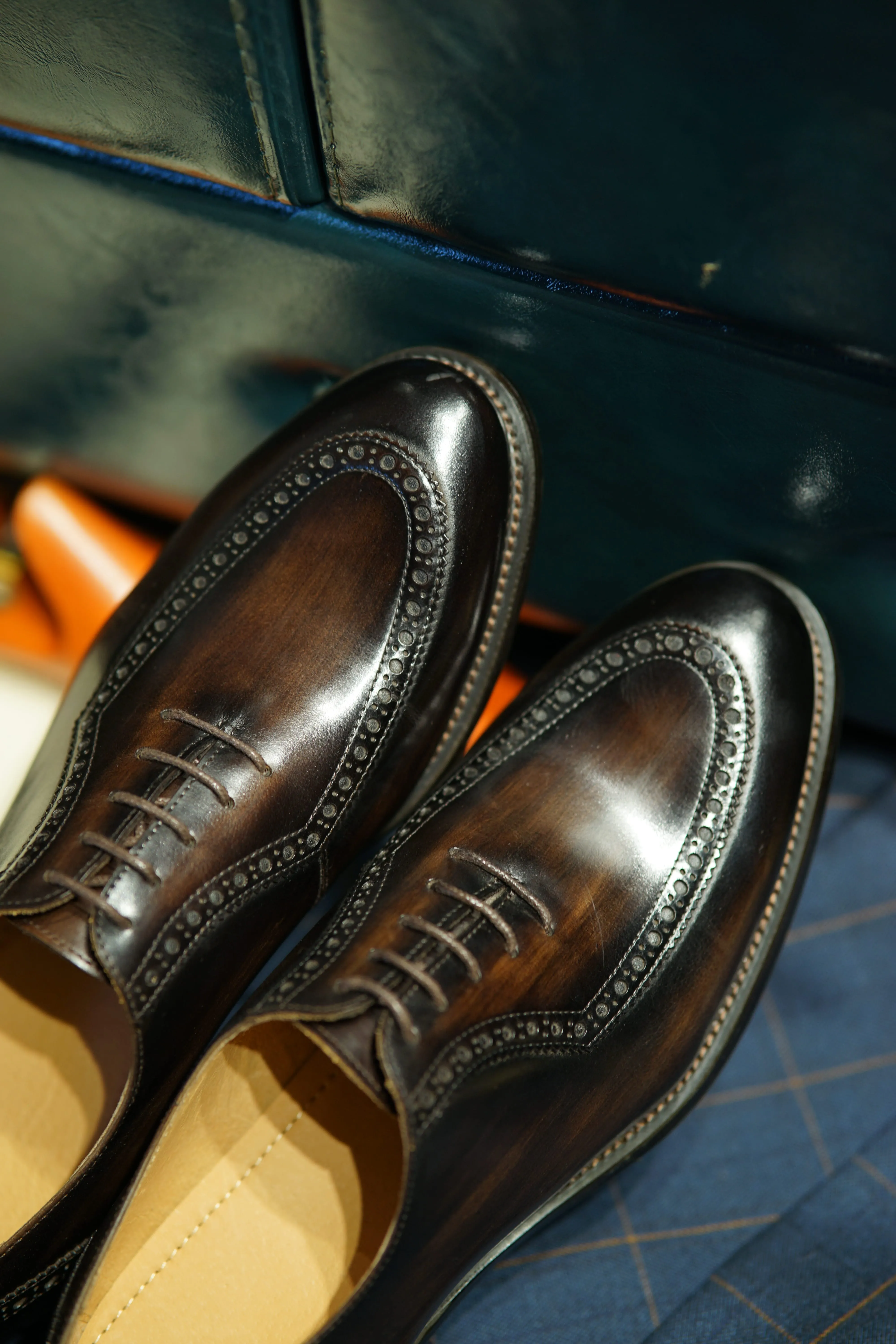 Handcrafted Brown Oxford Brogue Dress Shoes | Wingtip Detailing