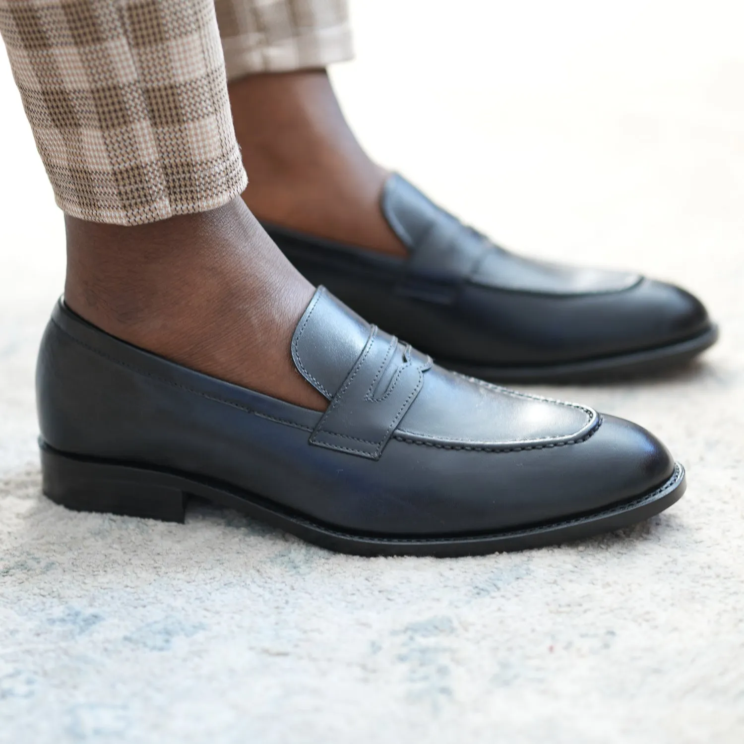 Handmade Moc-Toe Slip-On Full-Grain Leather Loafers
