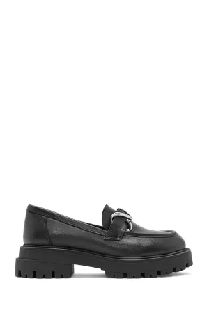 Kadın Siyah Toka Detaylı Deri Maskülen Loafer