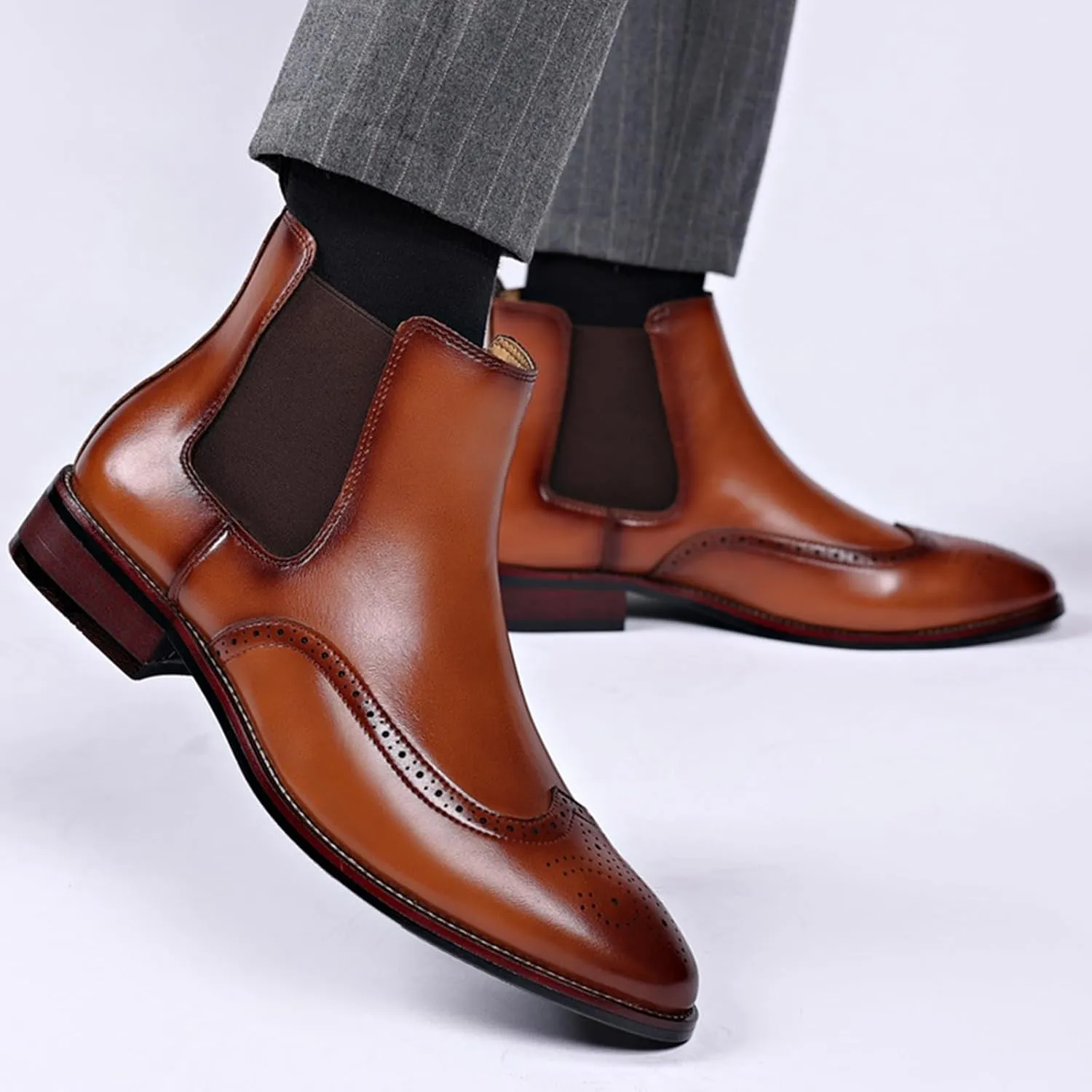 Men's Leather Wingtip Carving Dress Oxford Boots Fashion British Style Pointed Toe Elastic Band Slip On Chelsea Boots Casual Business Formal Ankle Boots