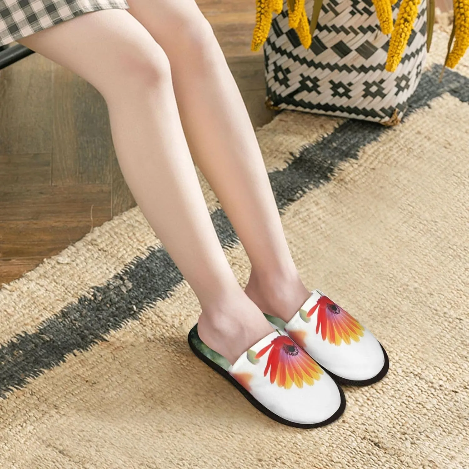 Nature Flower Furry Slippers for Men Women Fuzzy Memory Foam Slippers Warm Comfy Slip-on Bedroom Shoes Winter House Shoes for Indoor Outdoor