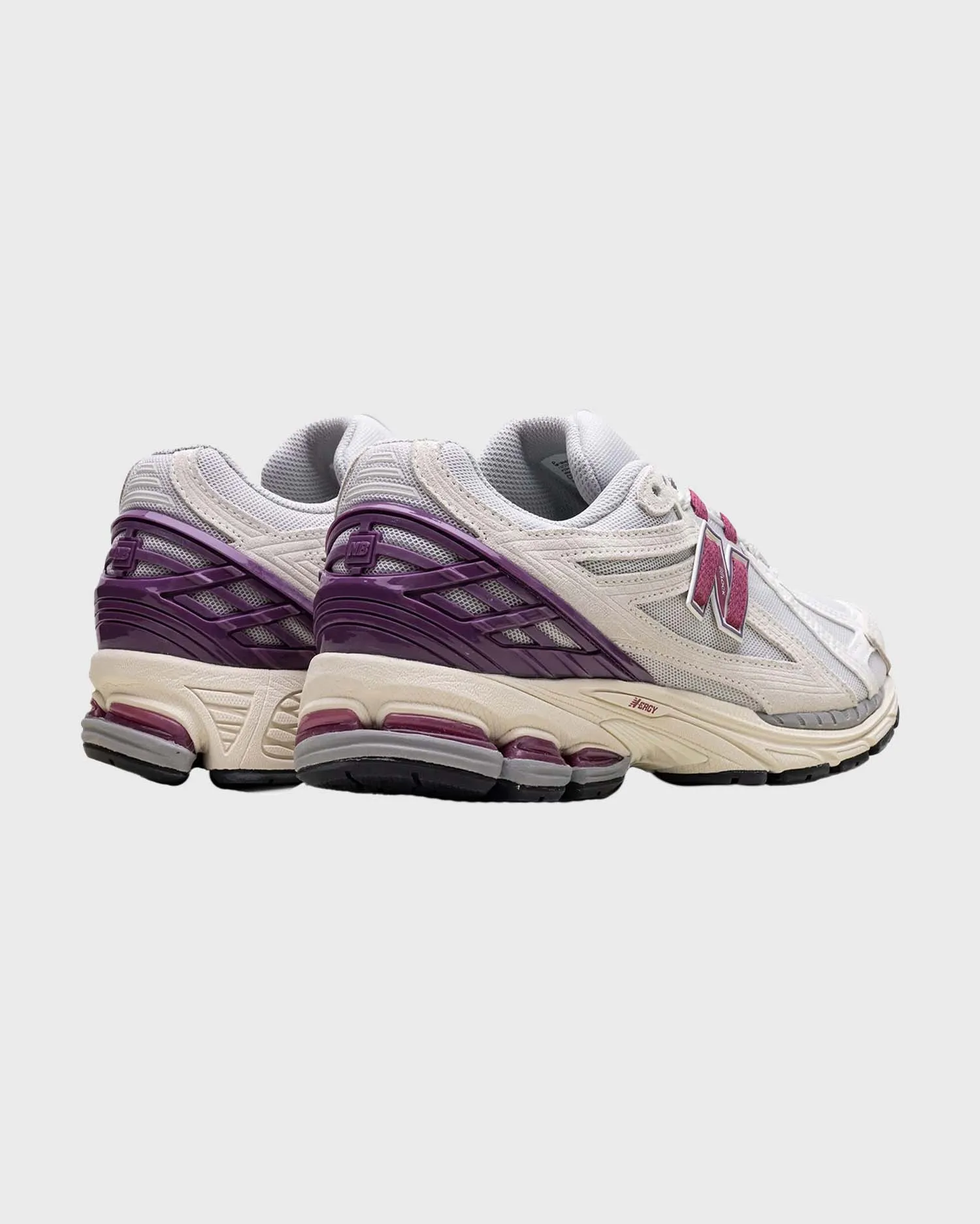 New Balance 1906 Sneaker Sea Salt Radiant Purple