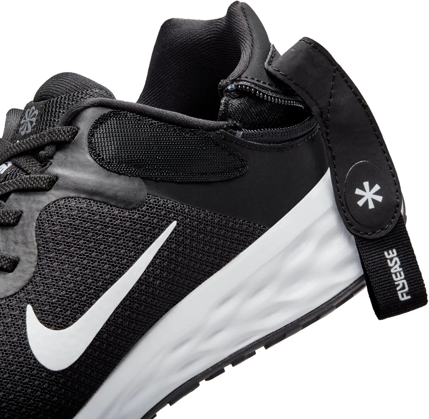 NIKE Men's Sneaker