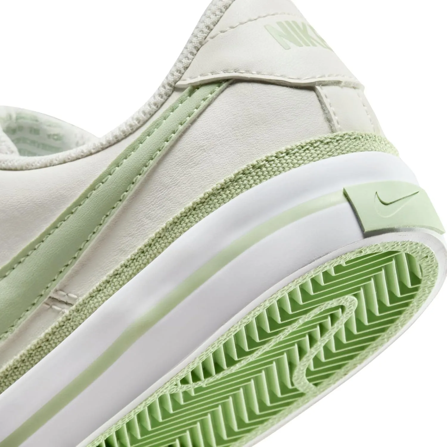 Nike Unisex-Child Gymnastics Shoes Sneaker