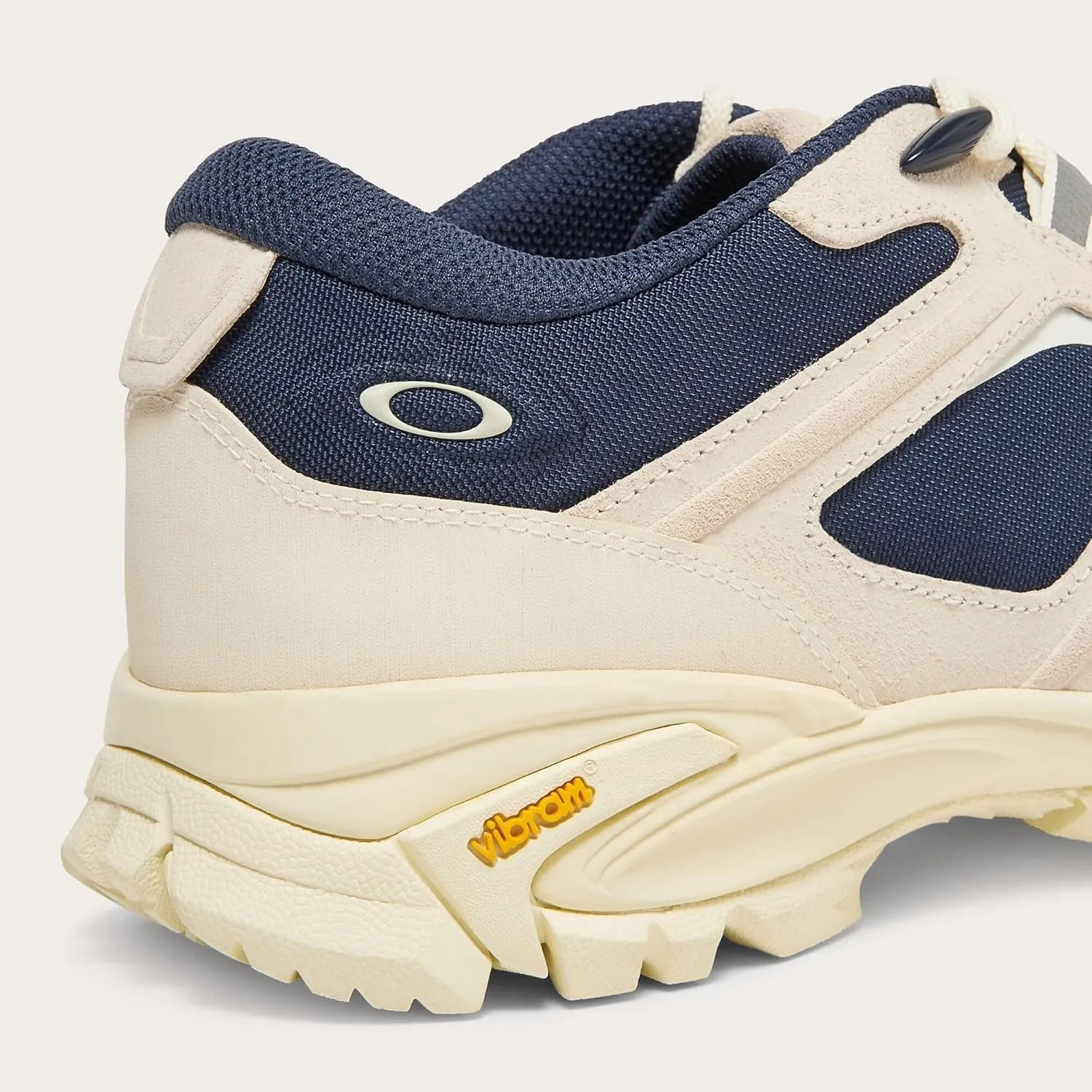 Oakley Men's Sierra Terrain Sneaker