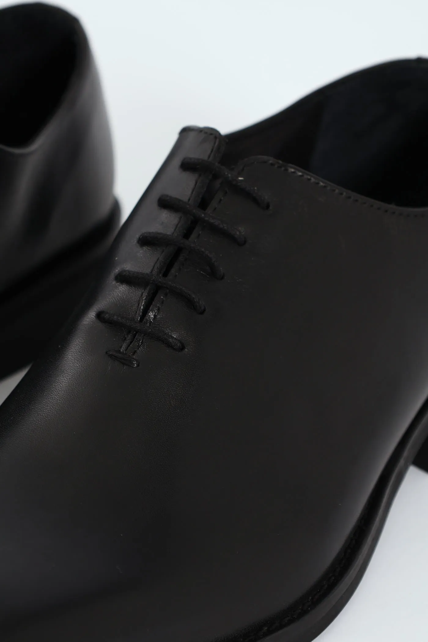 One Cut Oxford Lace Up Shoe - Black