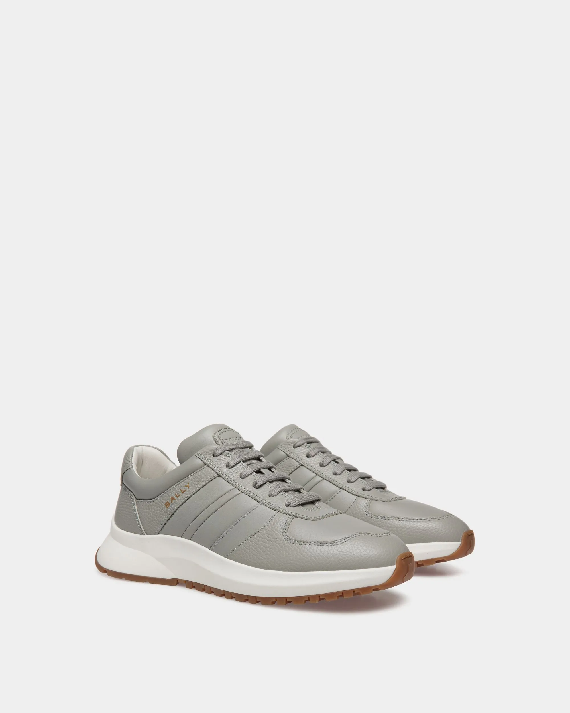 Outline Sneaker In Grey Grained Leather