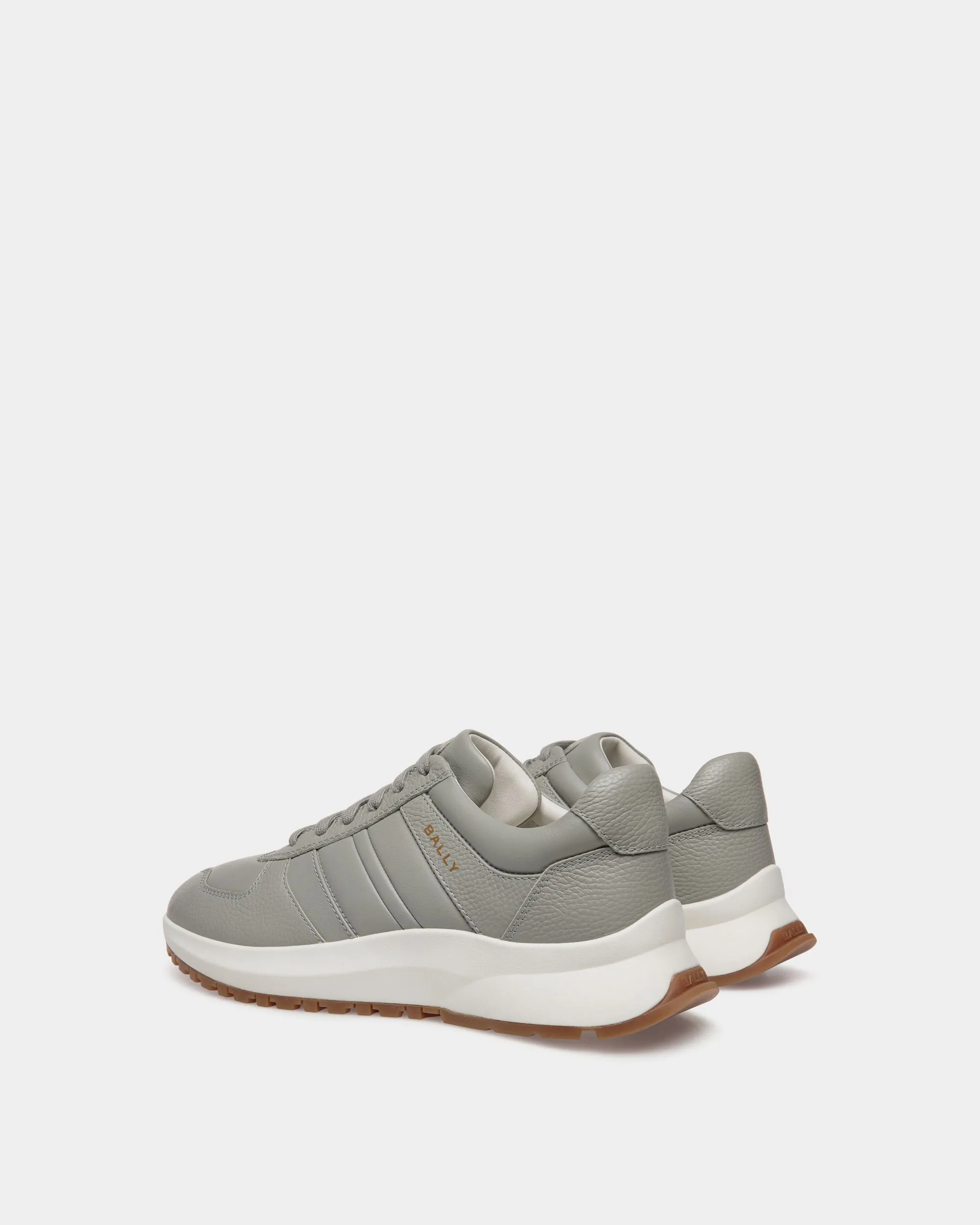 Outline Sneaker In Grey Grained Leather