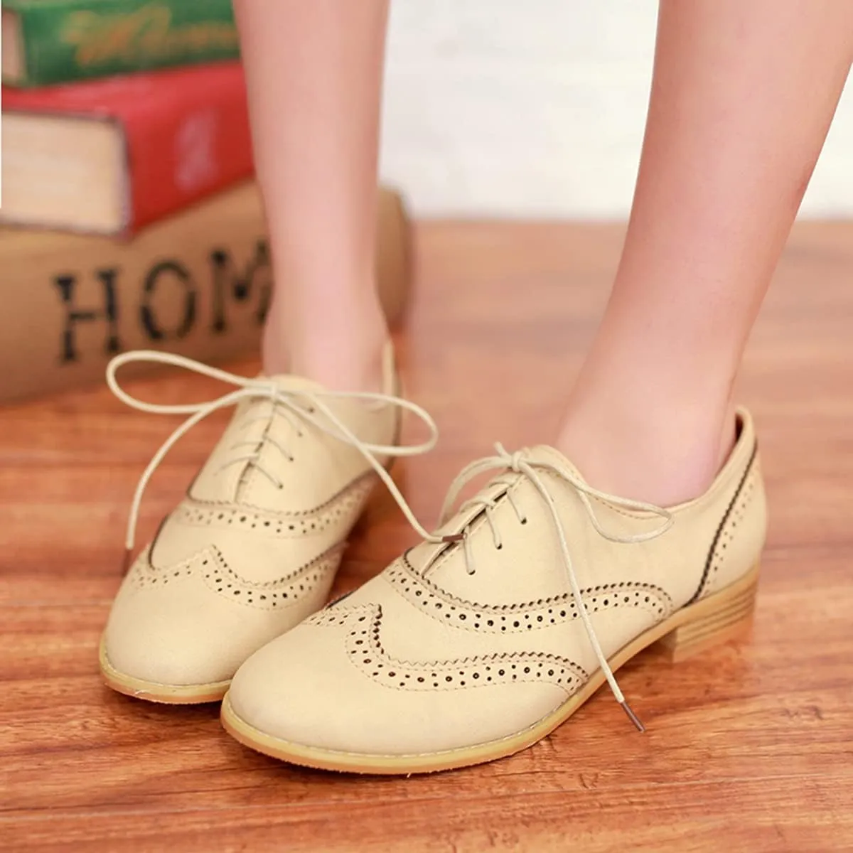 Roimaash Casual Oxford Shoes for Women Wingtip Flat Business Work Shoes