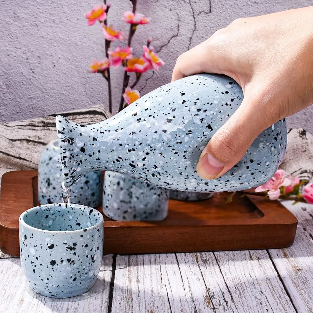 Sake Set Featuring 1 Sake Bottle 1 Bottle Stopper and 4 Sake Cups, Blue
