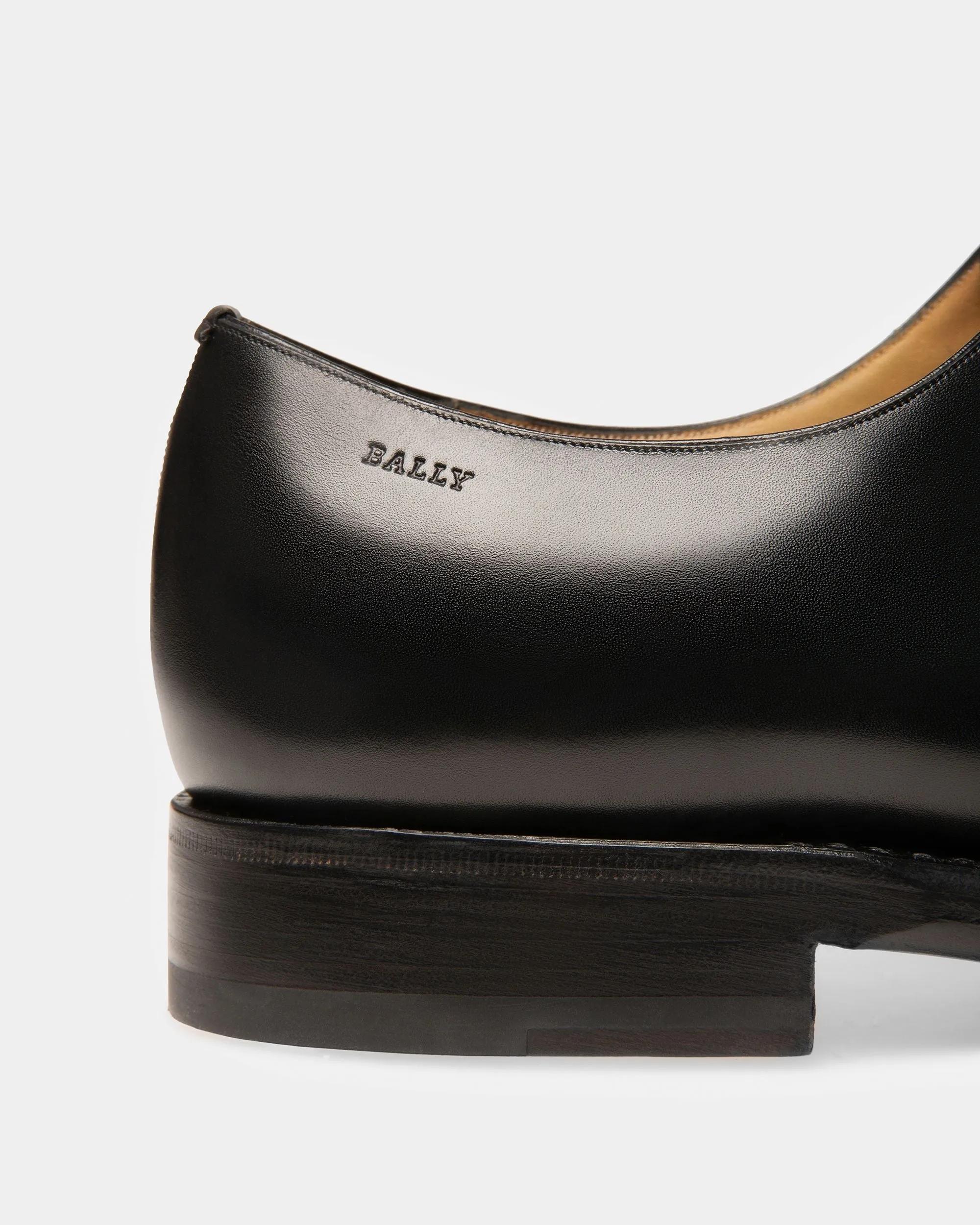 Scolder Leather Oxfords In Black