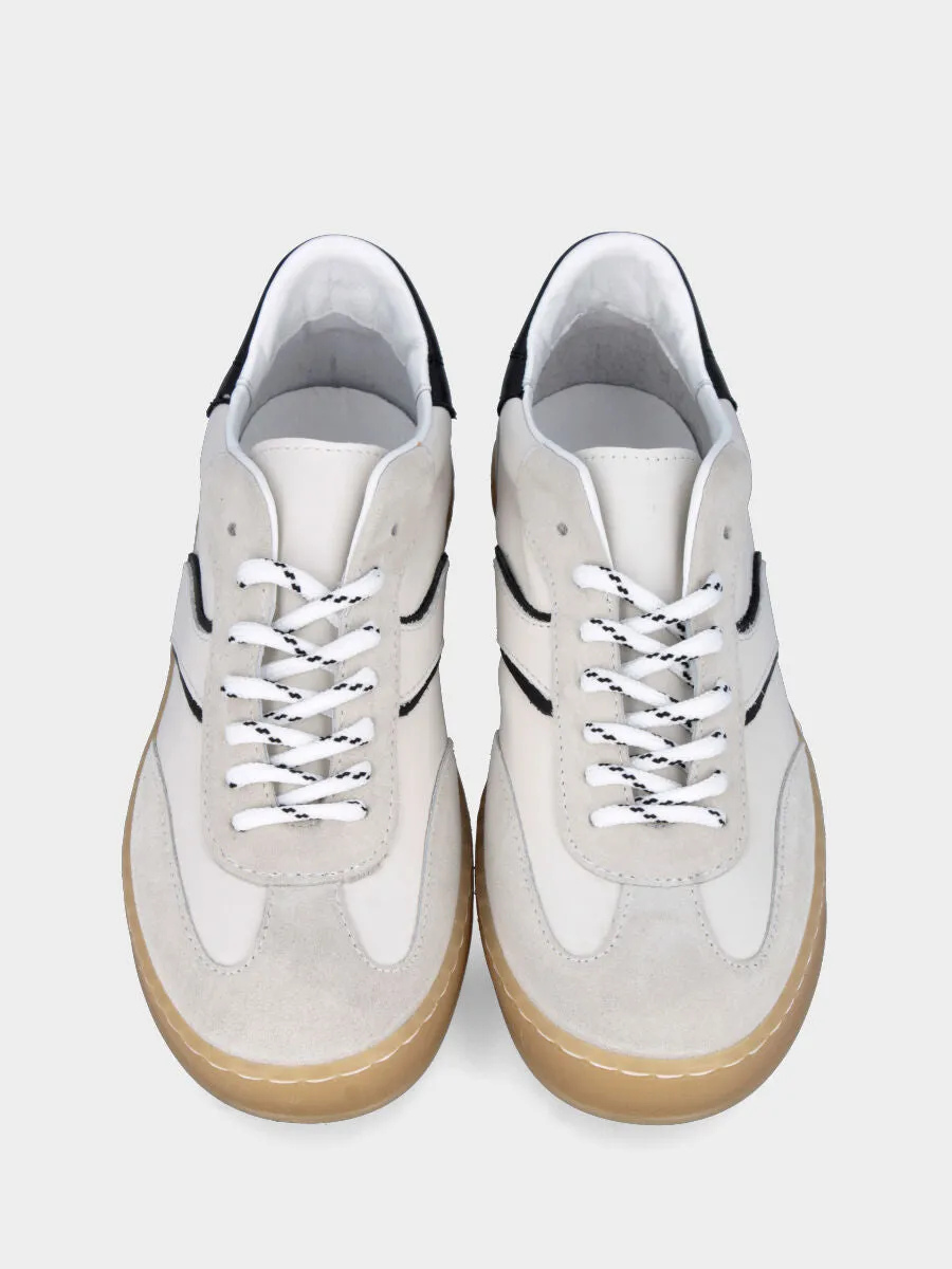 Sneaker in nappa e velour bianco con profilo nero
