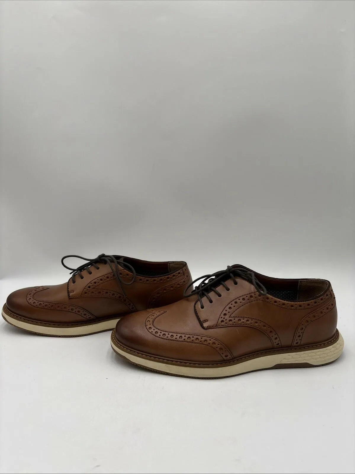 Vince Camuto Men's Wide Width Sigvard Wingtip Oxford Brown 9W