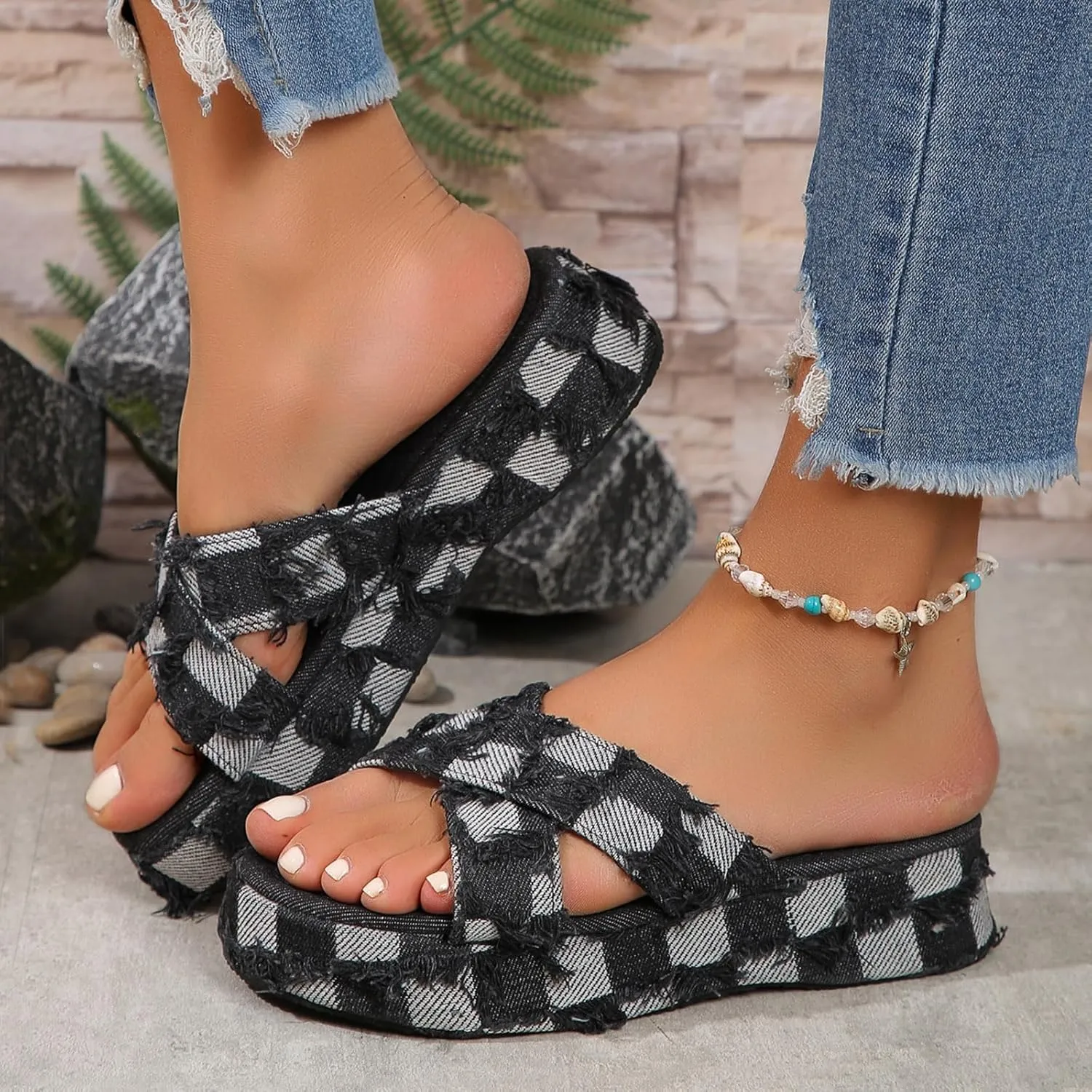 Women's Denim Crossover Platform Slide Sandals Vintage Style Open Toe Slip On Backless Breathable Non-Slip Boho Slippers Casual Comfortable Walking Sandals
