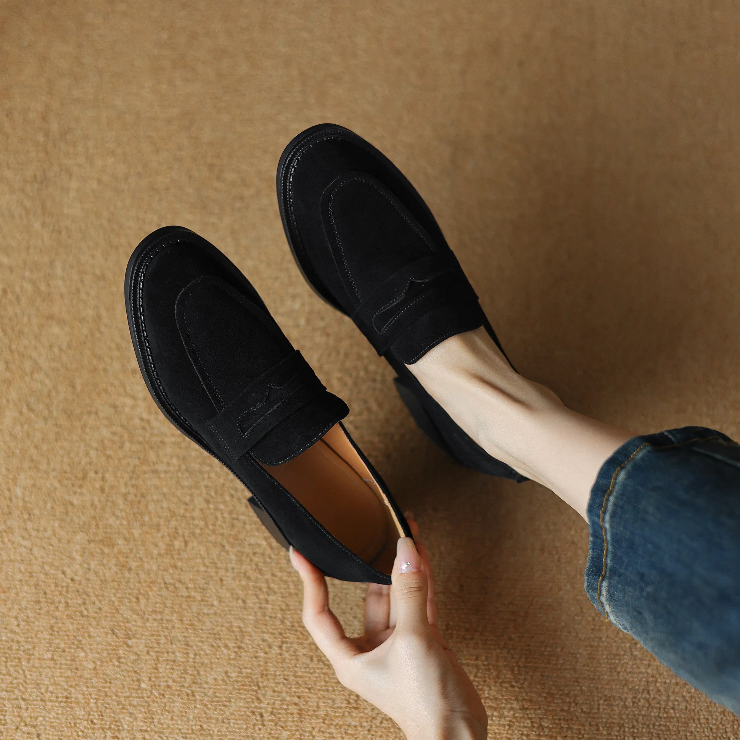 Women's Suede Handmade Block Low Heeled Penny Loafers